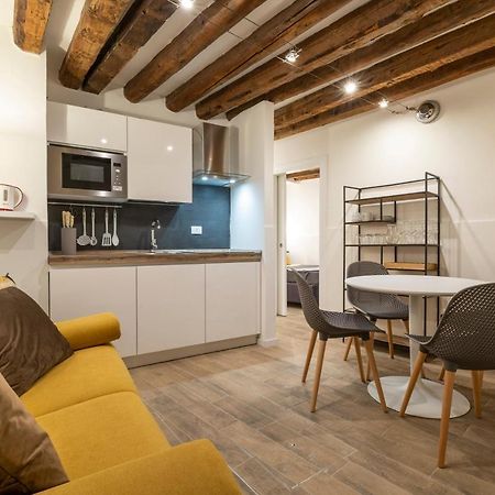 Апартаменты San Marco Pied-A-Terre - Accademia By Wonderful Italy Венеция Экстерьер фото