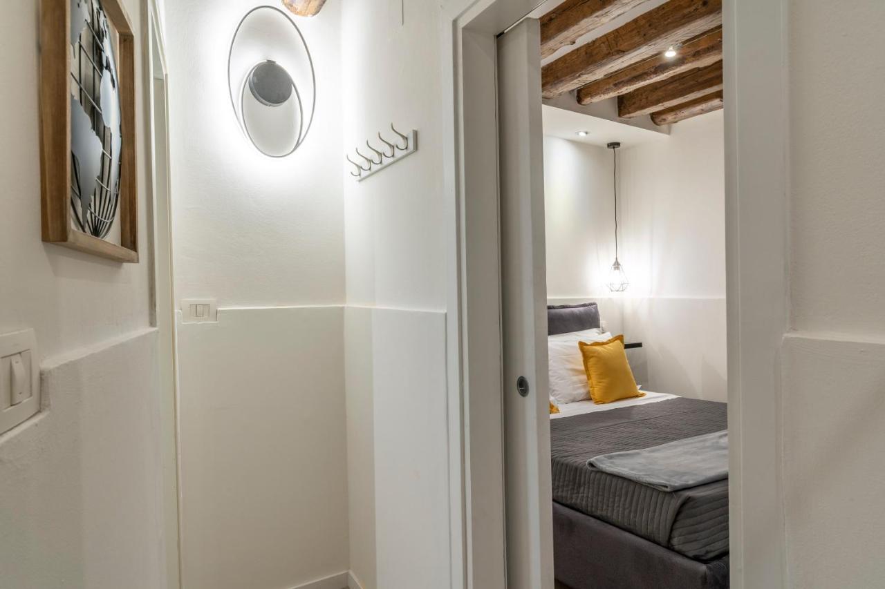 Апартаменты San Marco Pied-A-Terre - Accademia By Wonderful Italy Венеция Экстерьер фото