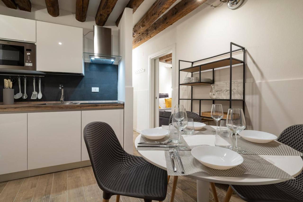 Апартаменты San Marco Pied-A-Terre - Accademia By Wonderful Italy Венеция Экстерьер фото